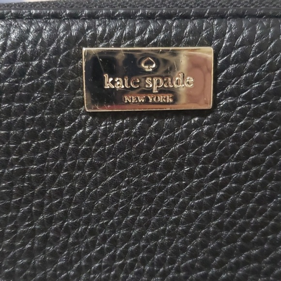 Authentic Kate Spade Wallet - Picture 2 of 5